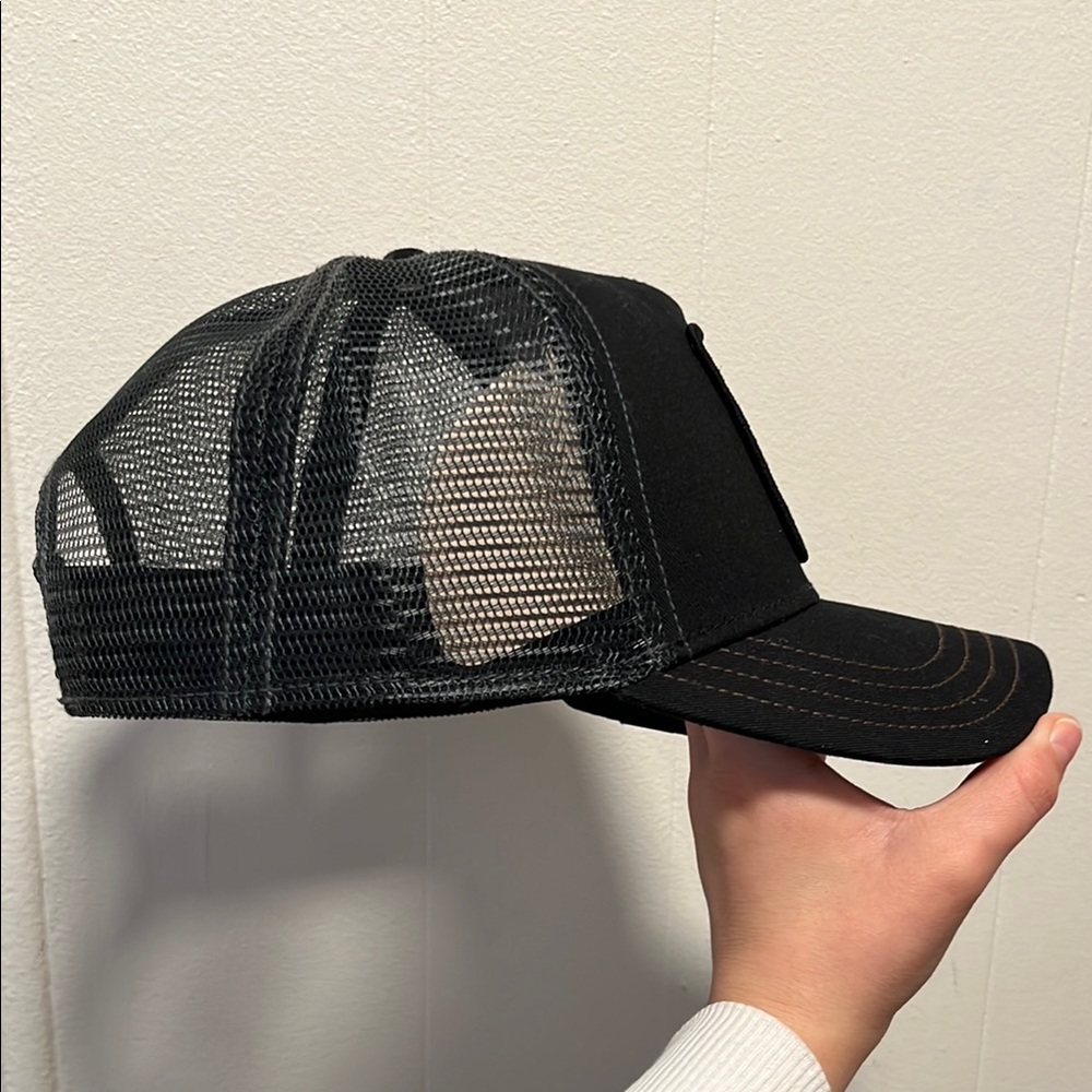 Black Cat Patch Cap - Picture 2 of 6